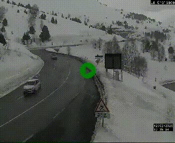 Webcam au carrefour de la croisade, à la jonction entre la N22 et la N320, avant le poste de douane franco-andorrane. Webcam à 1790 mètres d'altitude