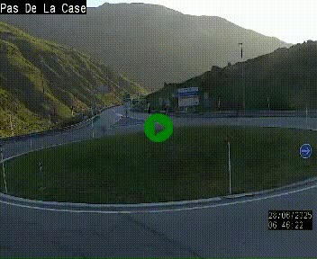 Webcam sur la N22 au niveau du poste frontière entre la France et Andorre à proximité de Pas de la Case à plus de 2000 mètres d'altitude