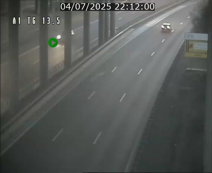 Traffic live webcam Luxembourg Senningen - A1 direction Luxembourg - BK 13.5