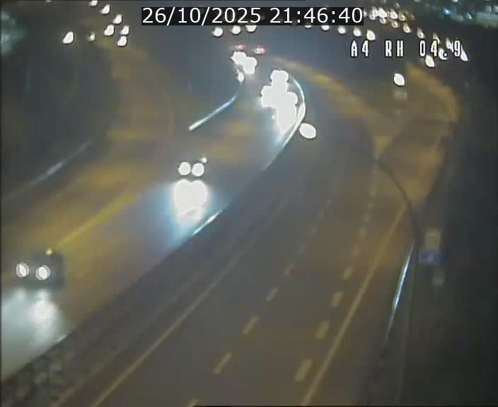 Traffic live webcam Luxembourg Leudelange - A4 - BK 4.9 - direction Luxembourg