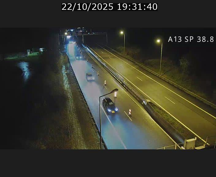 Webcam autoroute A13 à l'entrée ouest du tunnel Markusbierg à Schengen. Vue orientée vers le tunnel et l'Allemagne