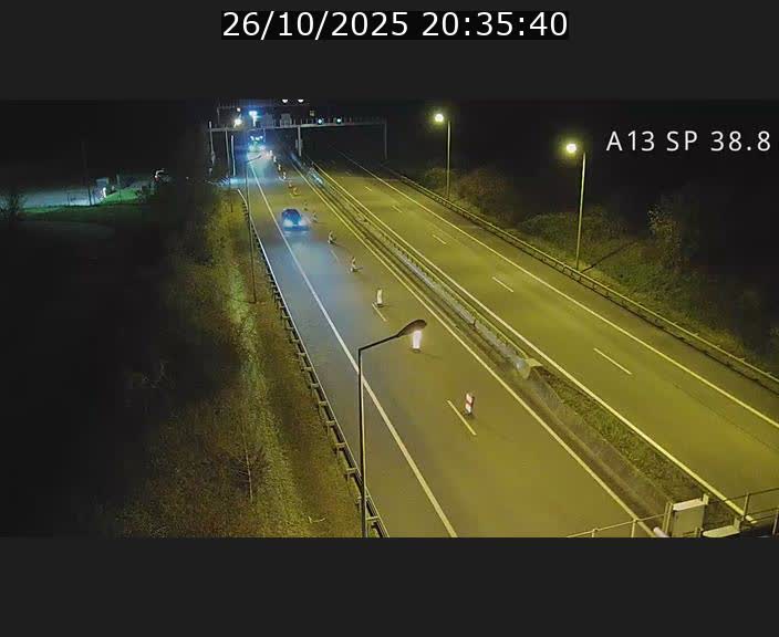Webcam autoroute A13 à l'entrée ouest du tunnel Markusbierg à Schengen. Vue orientée vers le tunnel et l'Allemagne