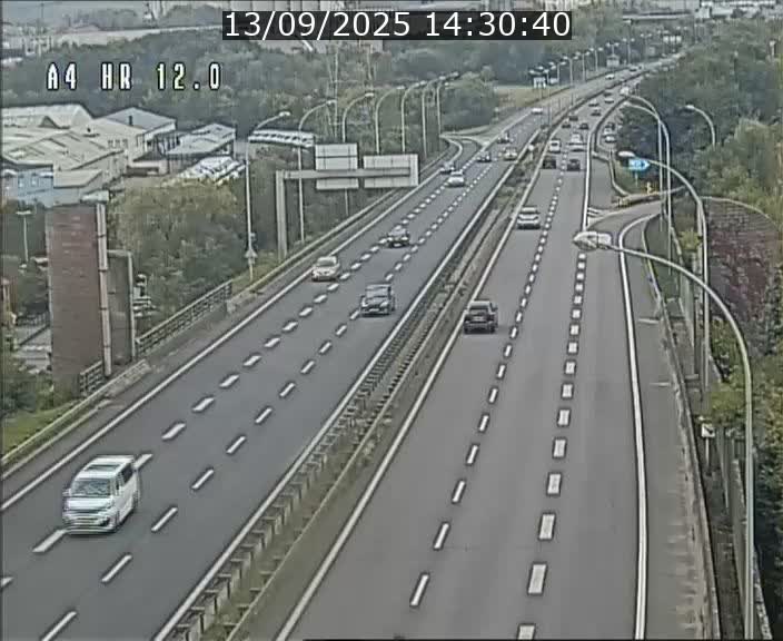 Traffic live webcam Luxembourg Jonction Foetz - A4 - BK 12.0 - direction Esch sur Alzette