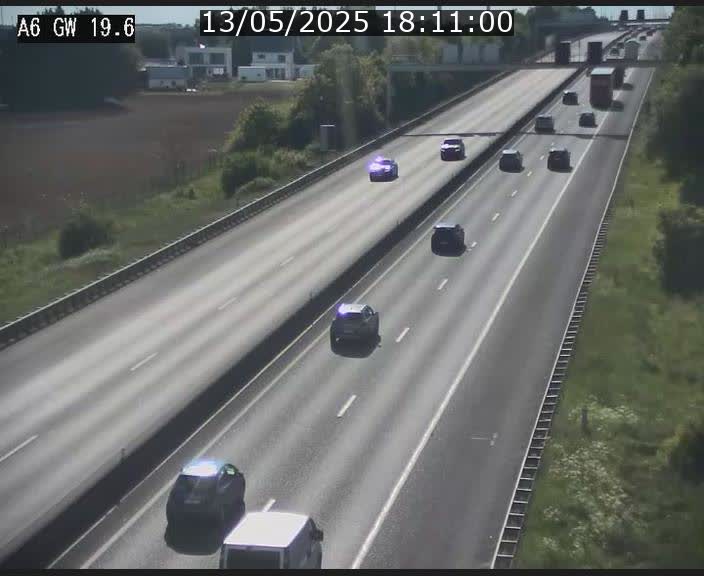 Traffic live webcam Luxembourg - Steinfort - A6 - BK 19.6 - direction Belgique