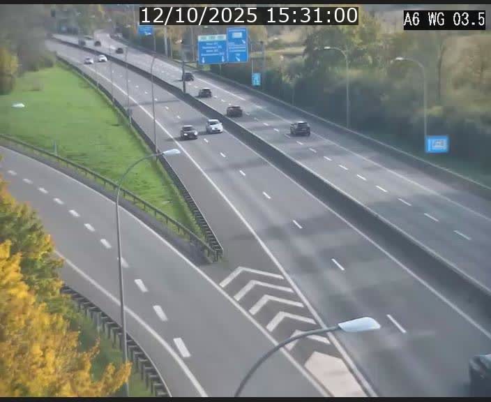 Traffic live webcam Luxembourg - Croix de Cessange - A6 - BK 3.5 - direction France/Allemagne