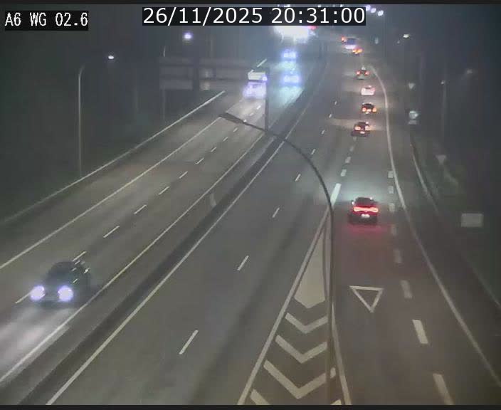 Traffic live webcam Luxembourg Croix de Cessange - A6 - BK 2.6 - direction France/Allemagne