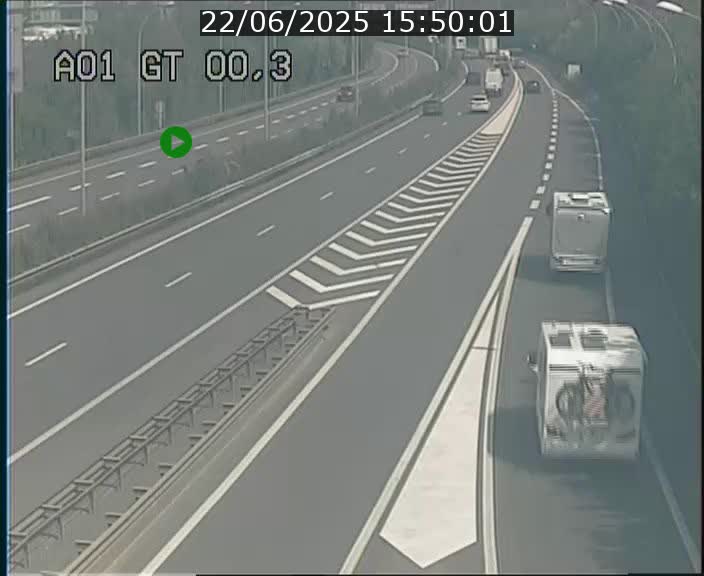 Traffic live webcam Luxembourg Croix de Gasperich - A1 direction Kirchberg - BK 0.3