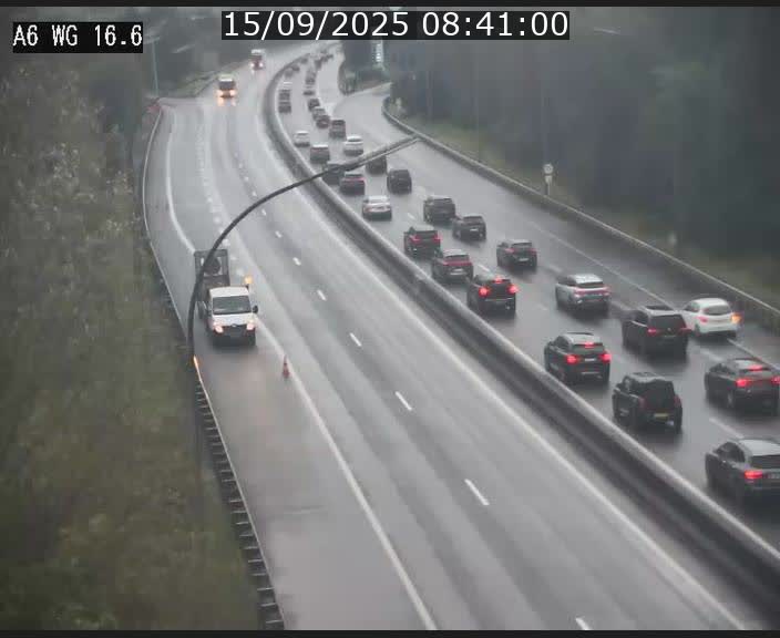 Traffic live webcam Luxembourg Aire de Capellen - A6 - BK 16.6 - direction Luxembourg/France/Allemagne