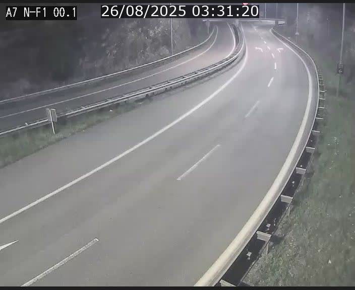 Webcam autoroute Luxembourg A7 située dans la sortie 1 Waldhof, vers la N11, avant le Tunnel Stafelter