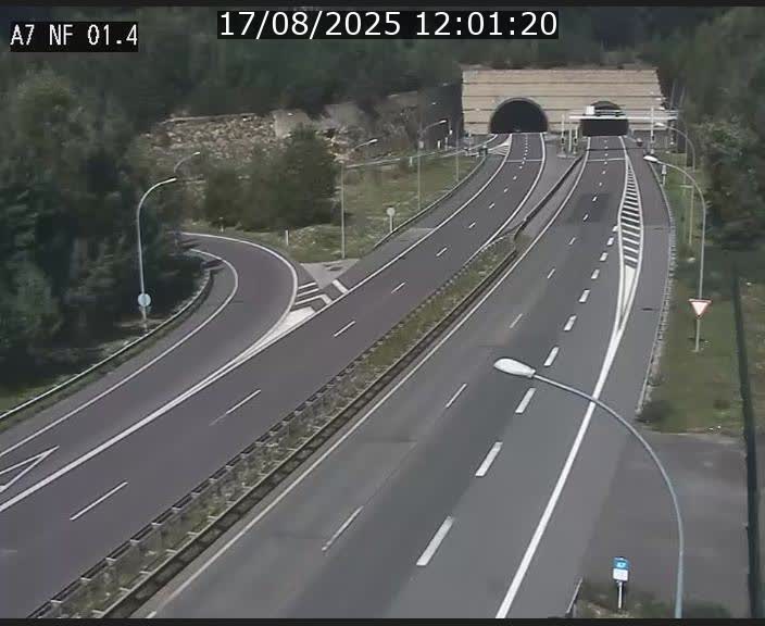 Caméra autoroute Luxembourg A7 - Echangeur Waldhaff - direction Tunnel Stafelter