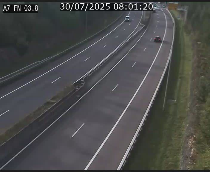 Caméra autoroute Luxembourg A7 - Passage à gibier Rëngelbour - direction Tunnel Stafelter