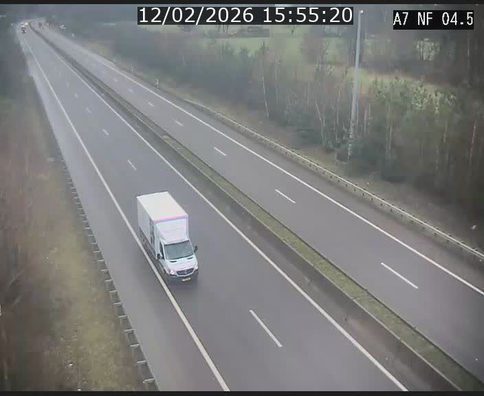 Caméra autoroute Luxembourg A7 - Passage à gibier Rëngelbour - direction Tunnel Grouft