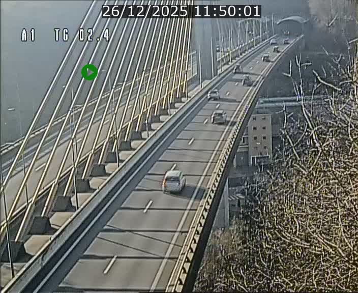Traffic live webcam Luxembourg Sandweiler - A1 direction Luxembourg-ville - BK 2.4