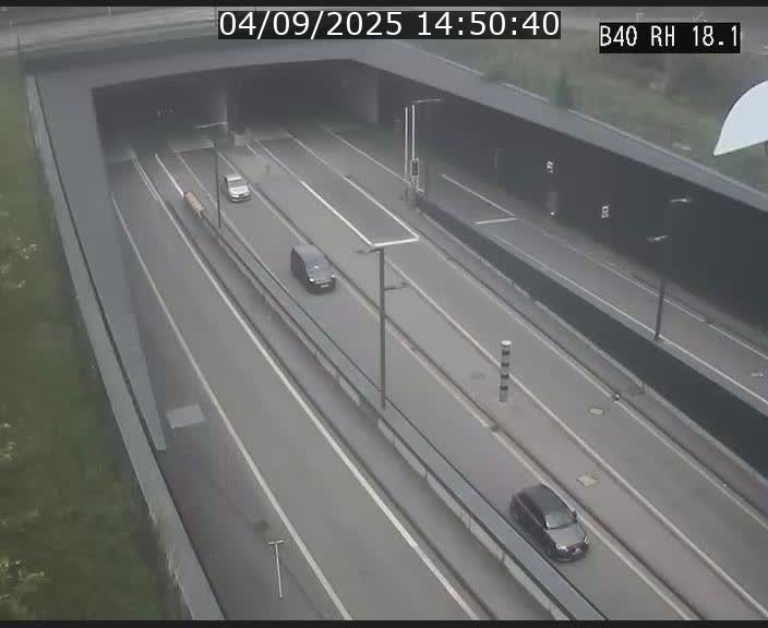 Webcam sur la route de contournement d'Esch-Belval avant le tunnel Central Gate au niveau de la porte de France et du radar fixe