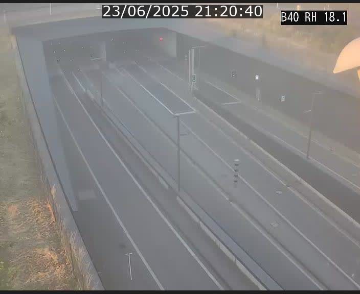 Webcam sur la route de contournement d'Esch-Belval avant le tunnel Central Gate au niveau de la porte de France et du radar fixe