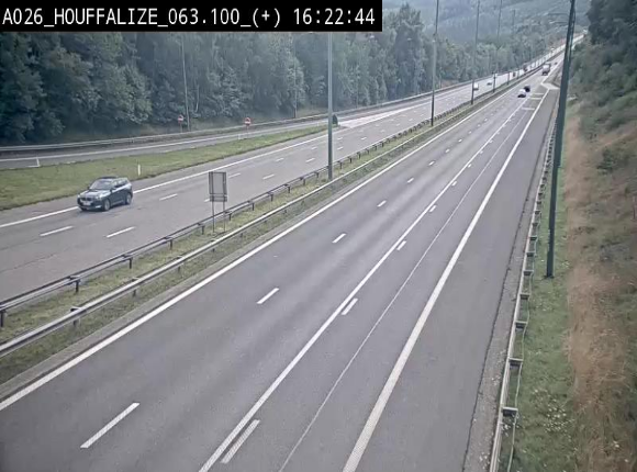 Webcam autoroute des Ardennes (E25/A26) à hauteur d'Houffalize. Vue orientée vers Baraque de Fraiture