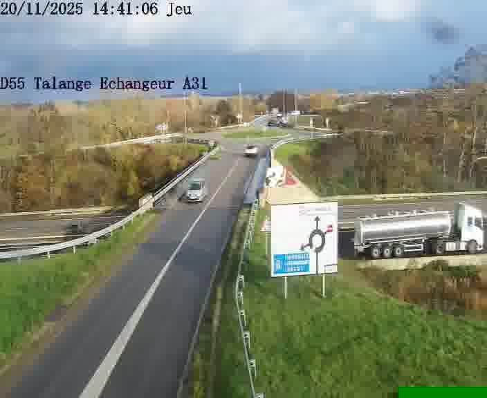 Webcam sur la D55 à Talange au niveau du pont surplombant l'A31 (sens droite-gauche vers Luxembourg). Vue orientée vers Ay-sur-Moselle.