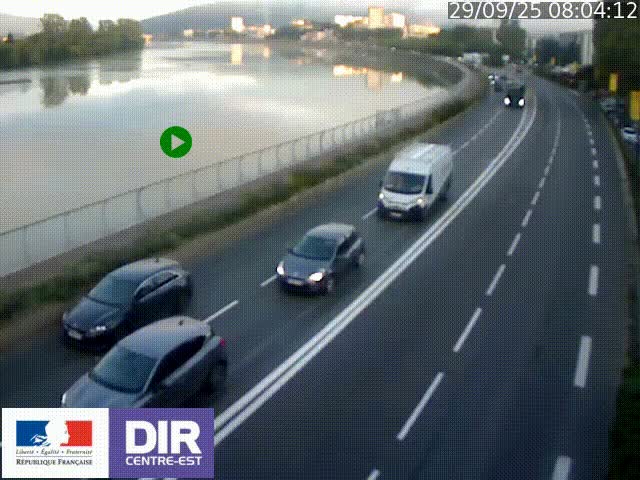 Webcam sur le quai Parjot à Vienne, aux Portes de Lyon, sur la Nationale 7, à la jonction avec le boulevard du Rhône-nord (D1407), caméra orientée vers Lyon