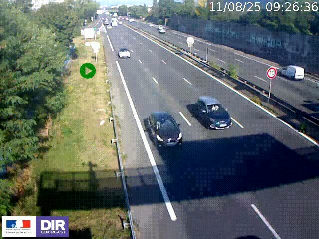 Webcam à Bron sur l'A43 à la jonction avec le boulevard périphérique de Lyon (D383). Vue orientée vers Lyon