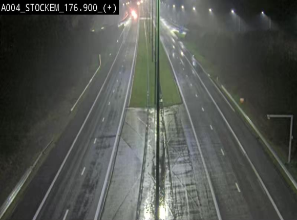 Webcam au-dessus de l'E411 sur la N83 à hauteur de la sortie Stockem. Vue orientée vers Arlon