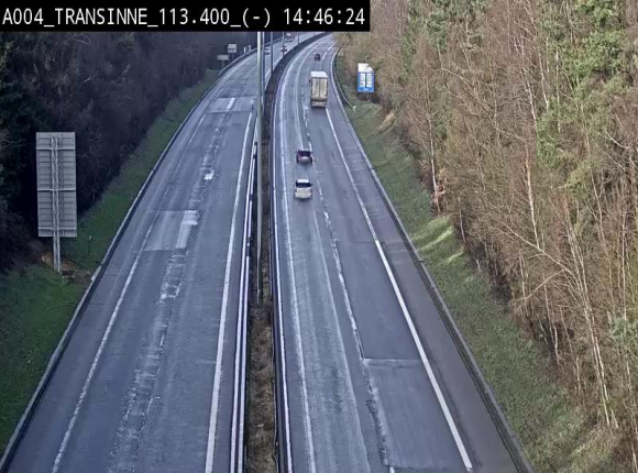 Caméra trafic E411 (A4) - Transinne direction Namur - BK 113.425