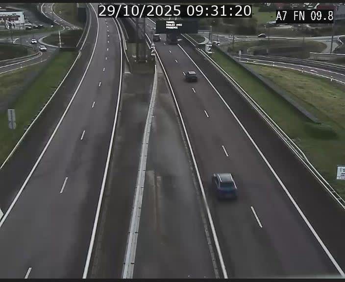 Caméra trafic Luxembourg - A7, Tunnel Gousselerbierg, sortie sud, direction rond-point Lorentzweiler (BK 9.9)