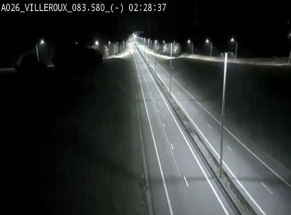 Webcam autoroute A26/E25 à hauteur de Vaux-sur-Sûre, à la jonction avec la N85 en direction de Liège - BK 83.6