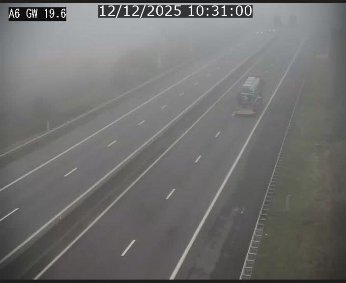 Traffic live webcam Luxembourg - Steinfort - A6 - BK 19.6 - direction Belgique