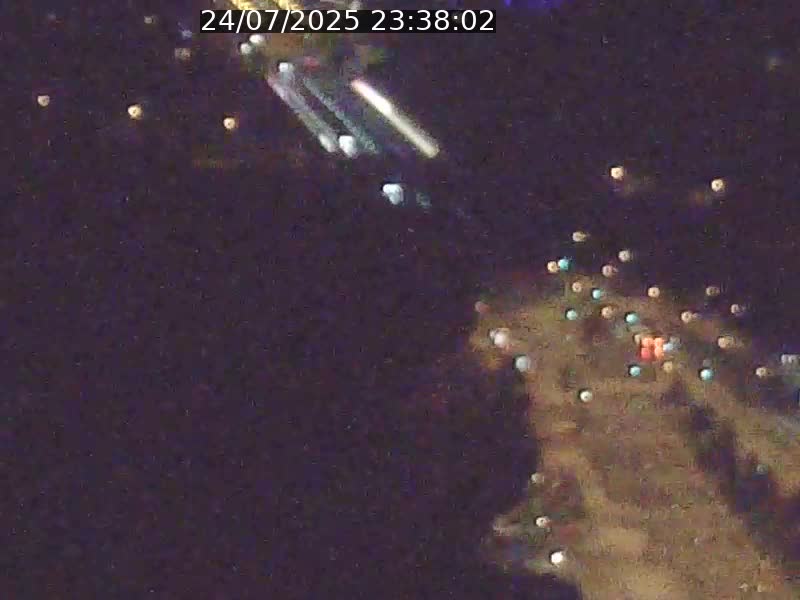 Webcam sur l'avenue John Fitzgerald Kennedy (N51) avec vue sur le Pont rouge (Pont Grande Duchesse Charlotte), l'arrêt Pfaffenthal et l'entrée du quartier Kirchberg