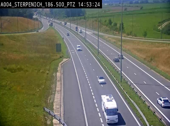Webcam E411 à Sterpenich en Belgique près de la frontière du Luxembourg. Vue orientée vers Bruxelles