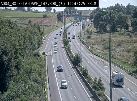 Webcam située entre la sortie 29 Neufchâteau et la jonction avec l'E25 en direction de Liège et Luxembourg
