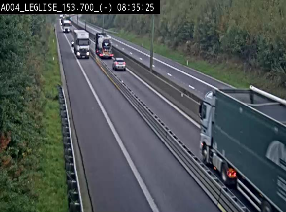 Webcam autoroute A4 (E411-E25) à Léglise, avant la jonction avec la N40. Vue orientée vers Bruxelles