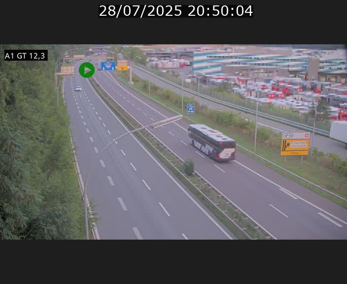 Traffic live webcam Luxembourg Senningerberg - A1 direction Allemagne - BK 12.3