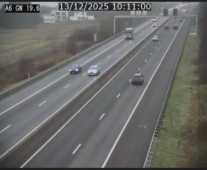 Traffic live webcam Luxembourg - Steinfort - A6 - BK 19.6 - direction Belgique