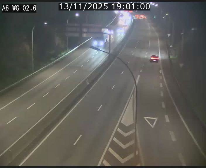 Traffic live webcam Luxembourg Croix de Cessange - A6 - BK 2.6 - direction France/Allemagne