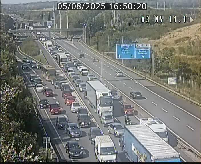Traffic live webcam Luxembourg Croix de Bettembourg A3 - BK 11.1 - direction Luxembourg-ville