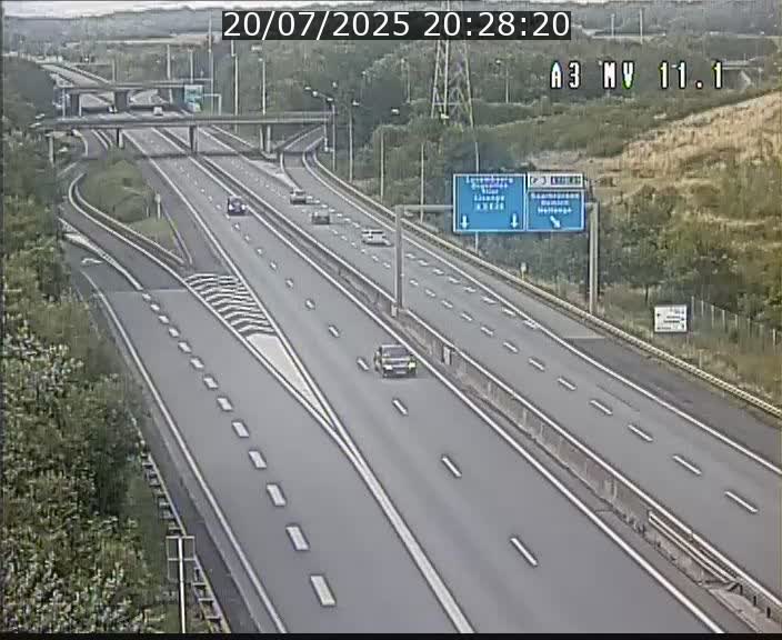 Traffic live webcam Luxembourg Croix de Bettembourg A3 - BK 11.1 - direction Luxembourg-ville
