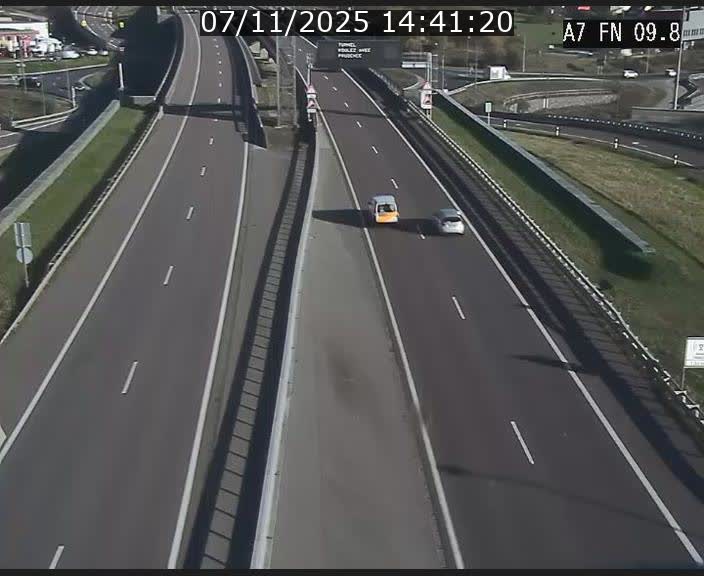 Caméra trafic Luxembourg - A7, Tunnel Gousselerbierg, sortie sud, direction rond-point Lorentzweiler (BK 9.9)