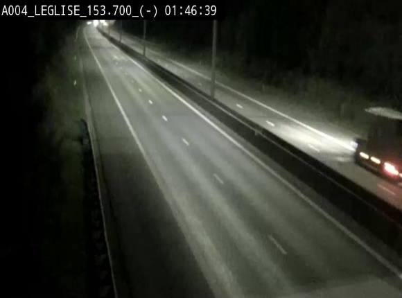 Webcam autoroute A4 (E411-E25) à Léglise, avant la jonction avec la N40. Vue orientée vers Bruxelles