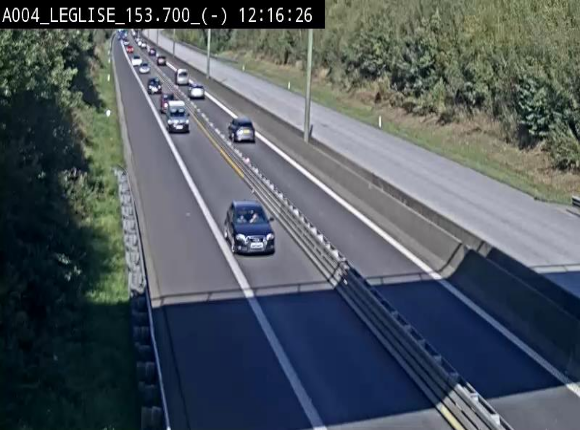 Webcam autoroute A4 (E411-E25) à Léglise, avant la jonction avec la N40. Vue orientée vers Bruxelles