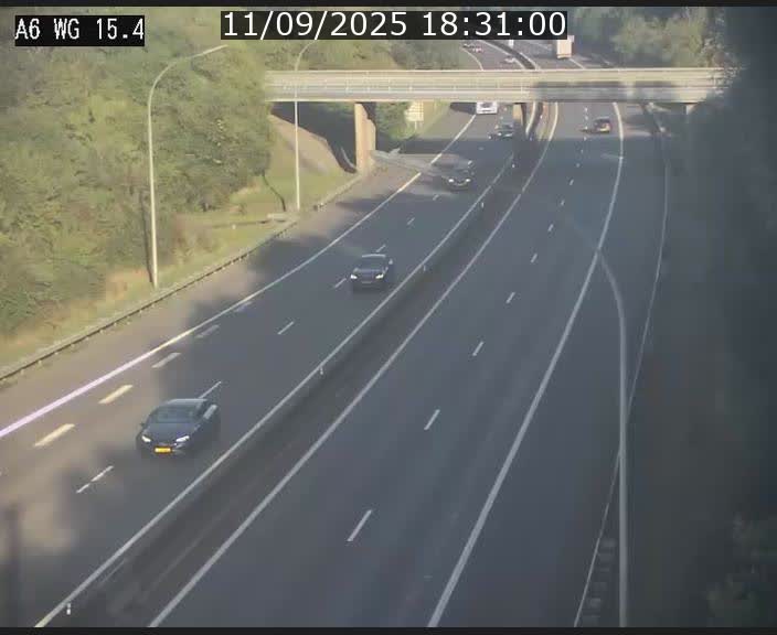 Traffic live webcam Luxembourg Capellen - A6 - BK 15.4 - direction Luxembourg/France/Allemagne