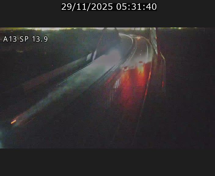 Traffic live webcam Luxembourg Kayl - A13 direction Esch-sur-Alzette/Luxembourg-ville - BK 13.9