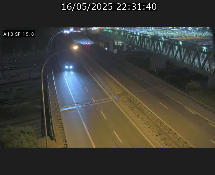 Traffic live webcam Luxembourg Croix de Bettembourg - A13 direction Esch-sur-Alzette - BK 19.8