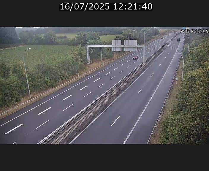 Traffic live webcam Luxembourg Croix de Bettembourg, rond-point d'Hellange - A13 direction Allemagne - BK 20.9