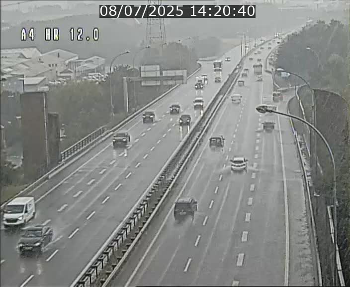 Traffic live webcam Luxembourg Jonction Foetz - A4 - BK 12.0 - direction Esch sur Alzette