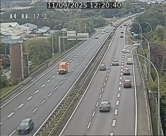 Traffic live webcam Luxembourg Jonction Foetz - A4 - BK 12.0 - direction Esch sur Alzette