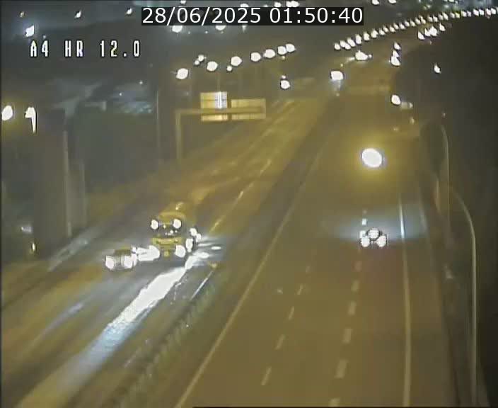 Traffic live webcam Luxembourg Jonction Foetz - A4 - BK 12.0 - direction Esch sur Alzette
