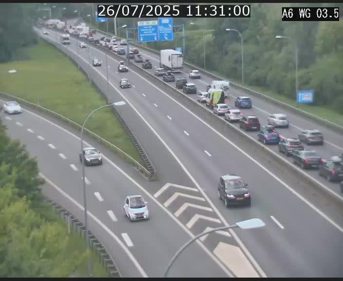 Traffic live webcam Luxembourg - Croix de Cessange - A6 - BK 3.5 - direction France/Allemagne