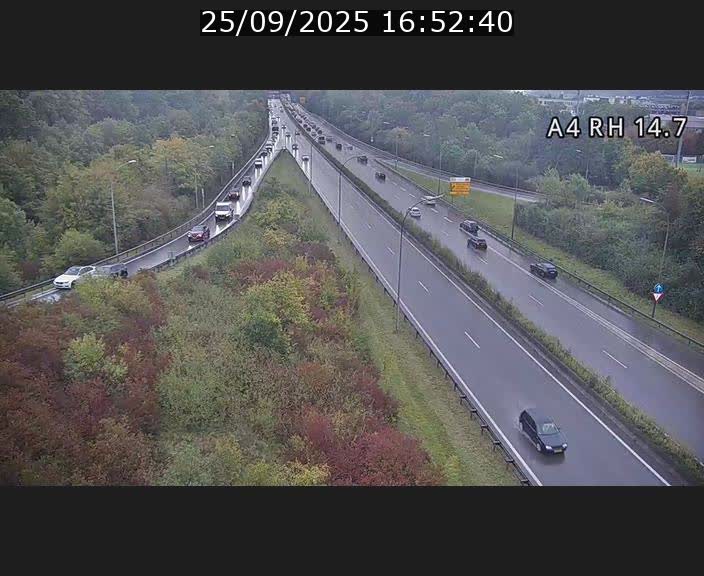 Traffic live webcam Luxembourg Jonction Lankelz - A4 - BK 14.7 - direction Luxembourg