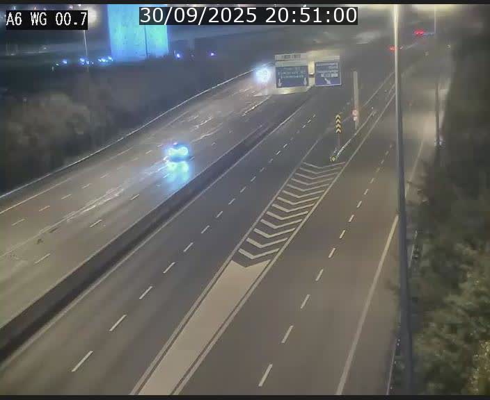 Traffic live webcam Luxembourg Croix de Cessange - A6 - BK 0.7 - direction A3 France